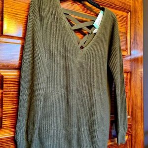 NWT RD Style Sweater with back shoelace detail Size L